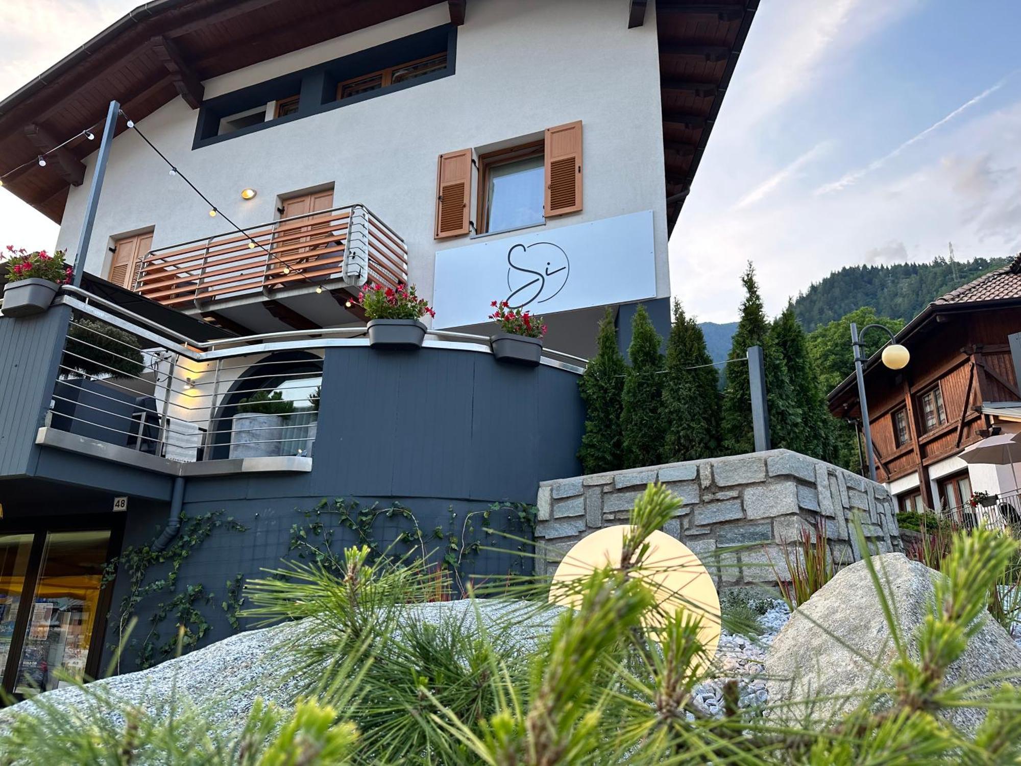 Si Mezzana Home Luaran gambar