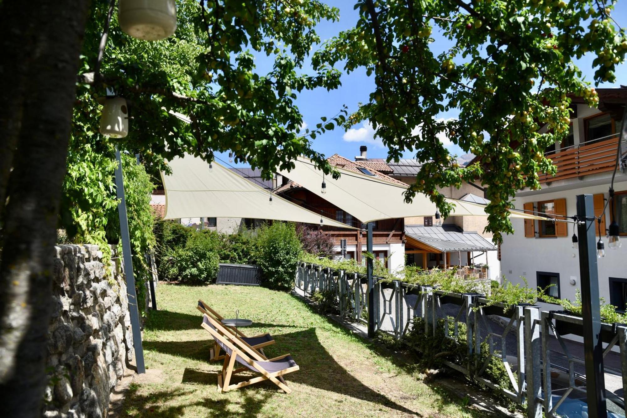 Si Mezzana Home Luaran gambar